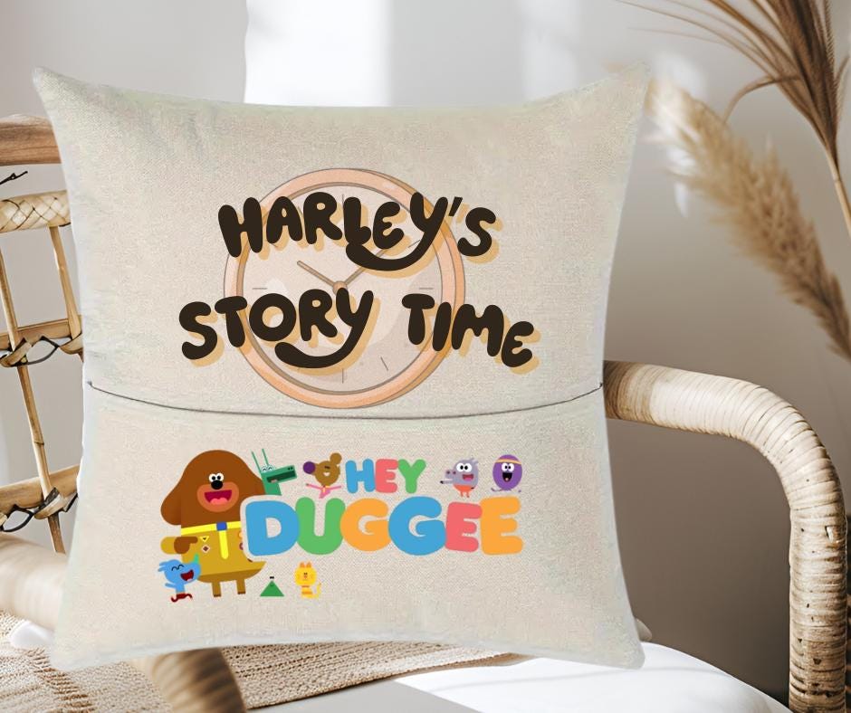 Hey Duggee Storytime Cushion - Pocket Personalised book cushion